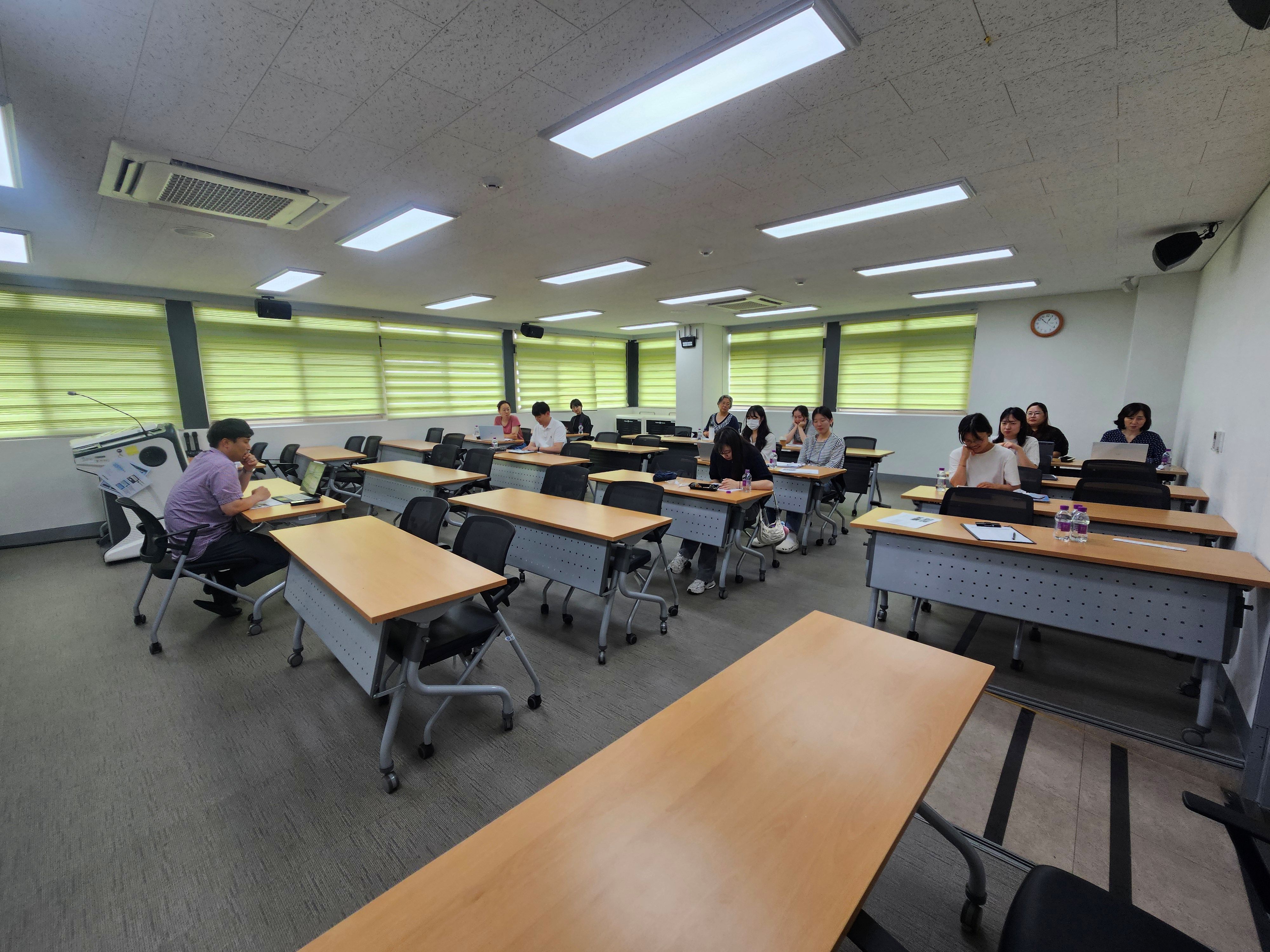 2024년 1학기 제11회 플로리싱 세미나 대표이미지