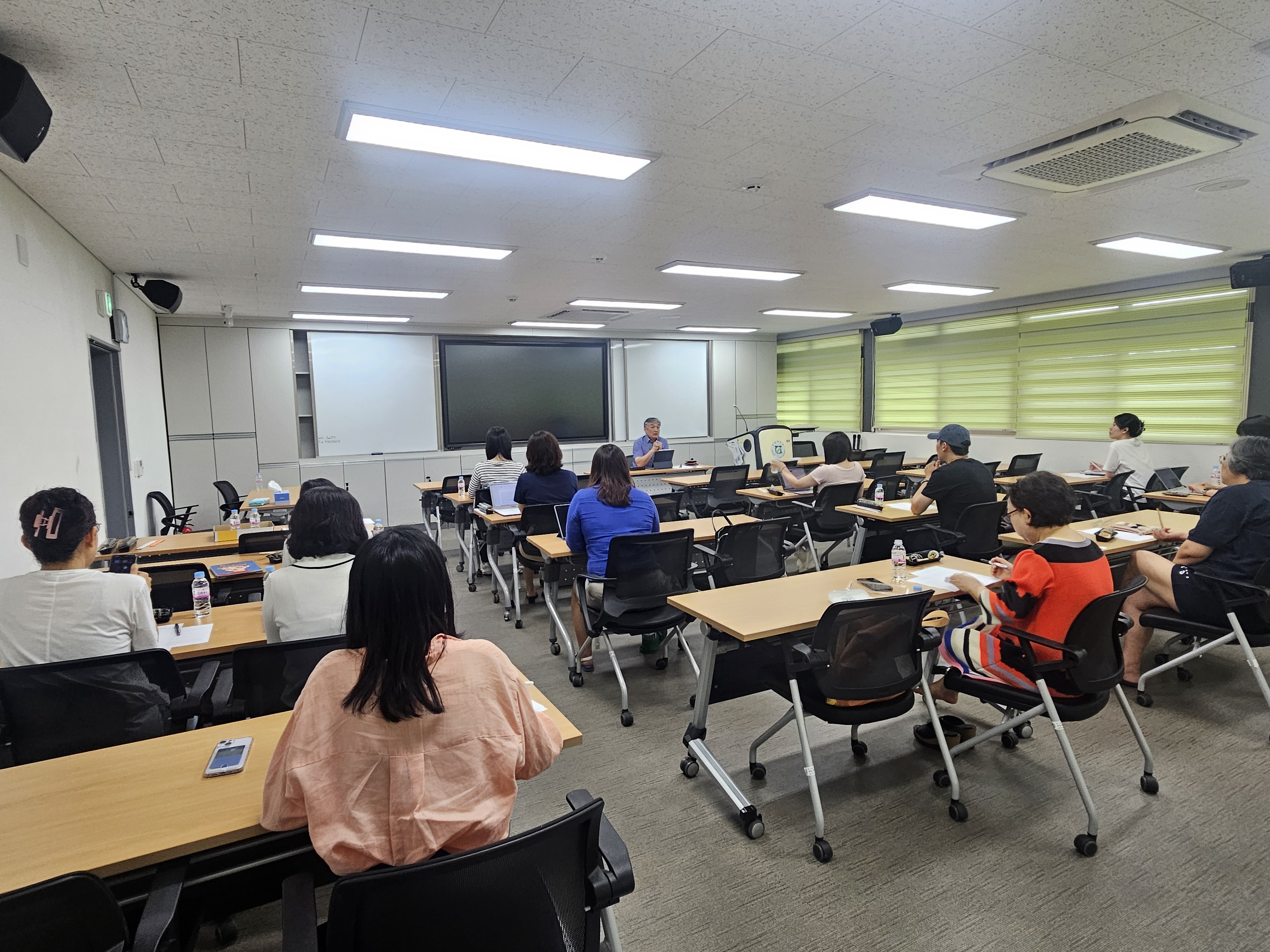 2024년 1학기 제12회 플로리싱 세미나 대표이미지