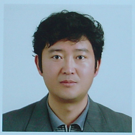 신병춘교수 사진