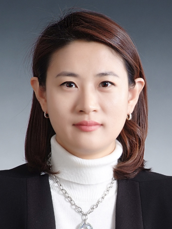 윤정미교수 사진
