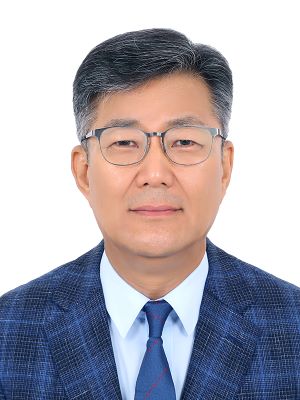 안성포 교수 사진